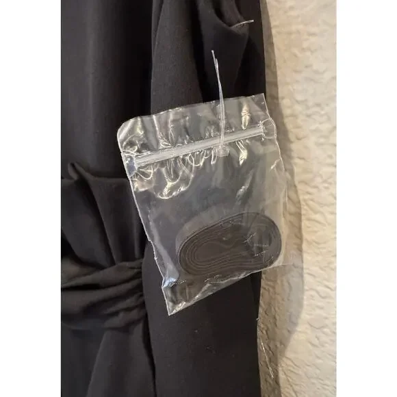 Betsy & Adam Christine Scuba Crepe Ruffle Bow Trumpet Gown Size 14 - Picture 5 of 8